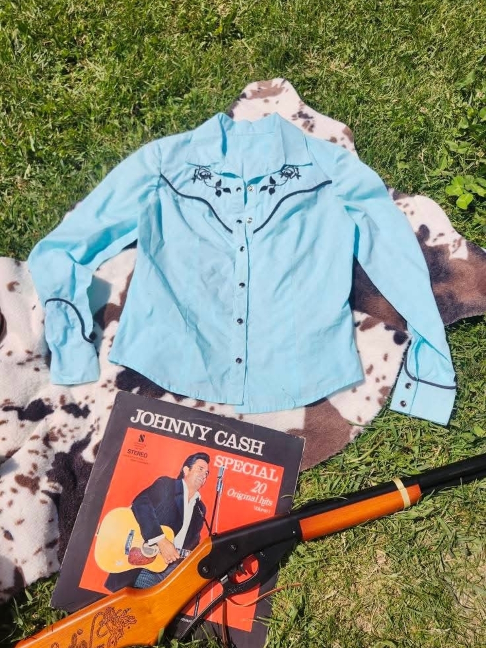 Light Teal VINTAGE Women's Western Button-Down Shirt with Embroidered Yoke